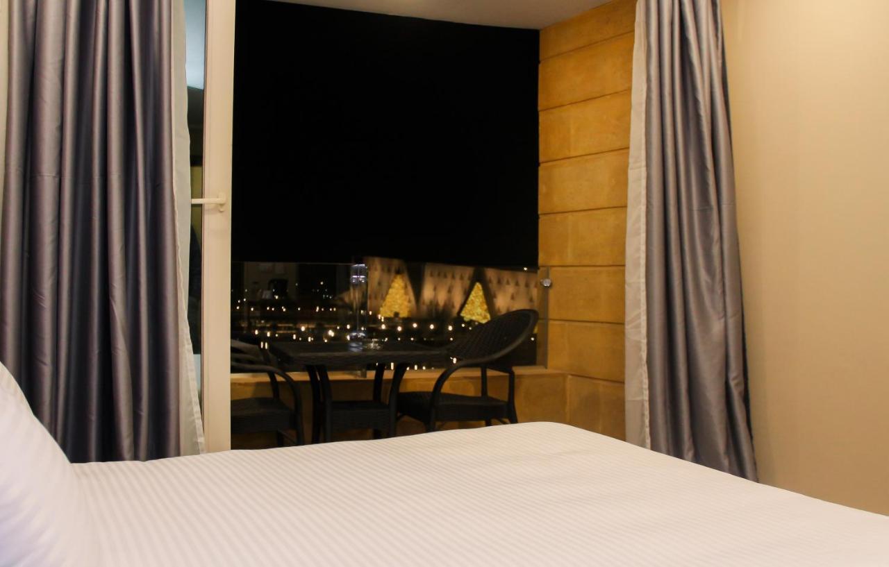 Asia Grand Museum & Pyramids View Nazlet el Simman Bagian luar foto